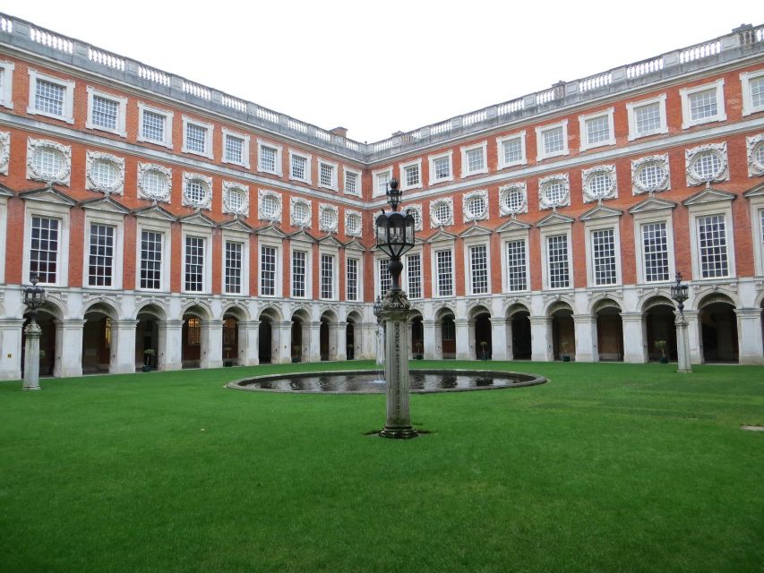 Hampton Court Palace Private tour With Fast Track Entry - Is $431 per person good value?