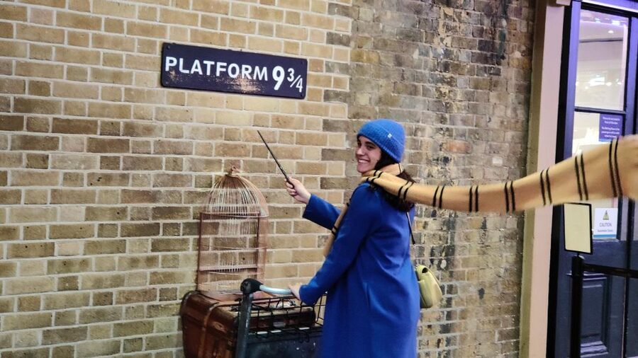Harry Potter in London - Private Walking Tour - Finding wizard shops around Cecil Court