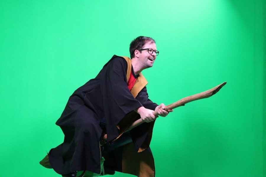 Harry Potter: Warner Bros. Studio Tour from King's Cross - Platform 9¾ and the Hogwarts Express