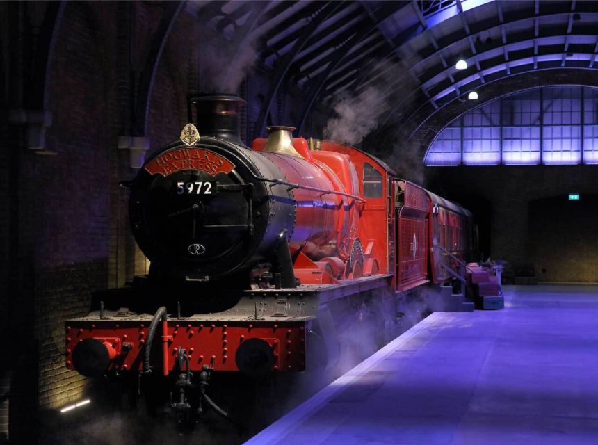 Harry Potter: Warner Bros. Studio Tour from King's Cross - Entering The Great Hall