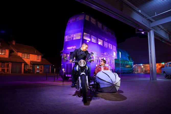 Harry Potter Warner Bros. Studio Tour London from King's Cross - Green screen broom flights and Platform 9¾