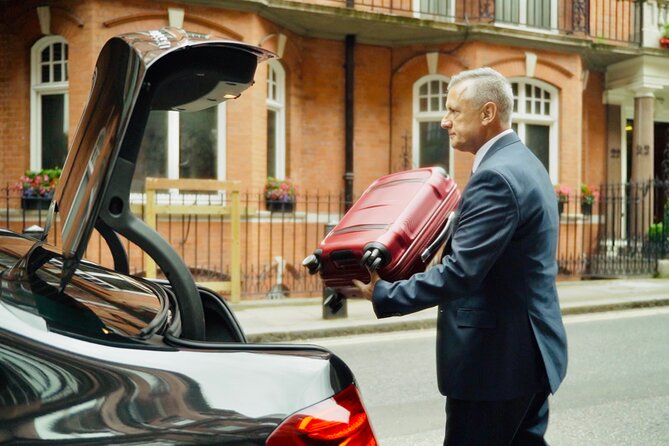 Heathrow Airport Taxi - Private Transfer to/from London - Heathrow to London, and London back to Heathrow