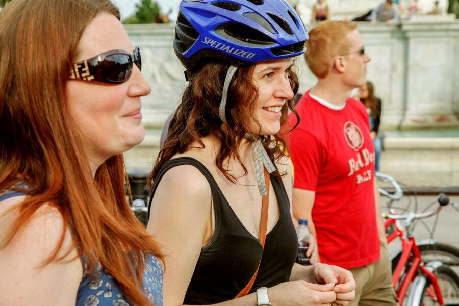 Highlights of Royal London Bike Tour (3 Hours) - What the ride feels like for different ages