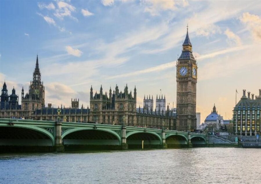 Hop-on Hop-off London Bus Tour & Westminster Abbey - What each major bus stop gives you