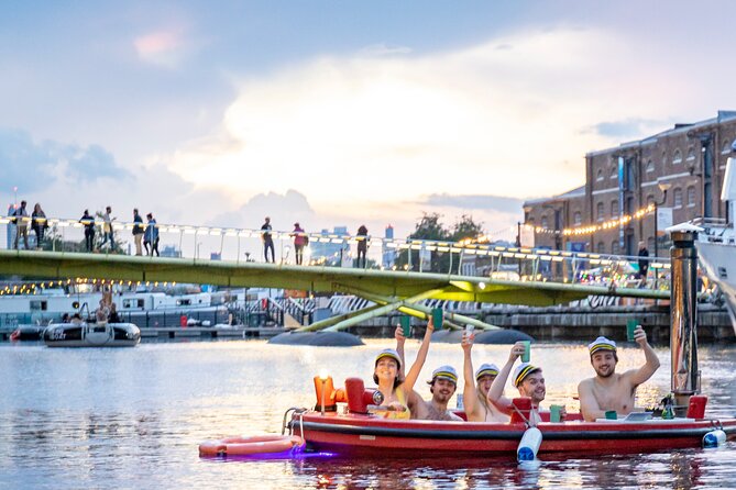 Hot Tub Boat Tour in London - London's most unique tour - Drinks, swimwear, and what to bring
