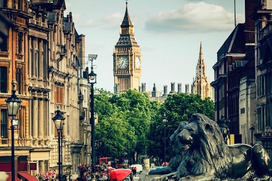 Iconic London Running Tour - St. James’s Park and Buckingham Palace