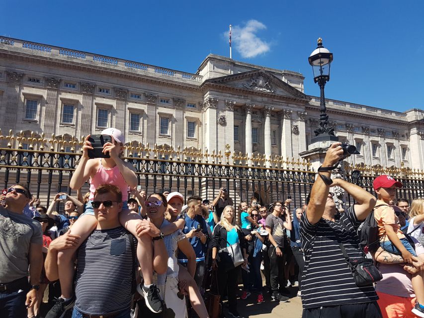 Jack The Ripper Museum & See 30+ London Top Sights Tour - Southbank, St Paul’s Cathedral, and Borough Market