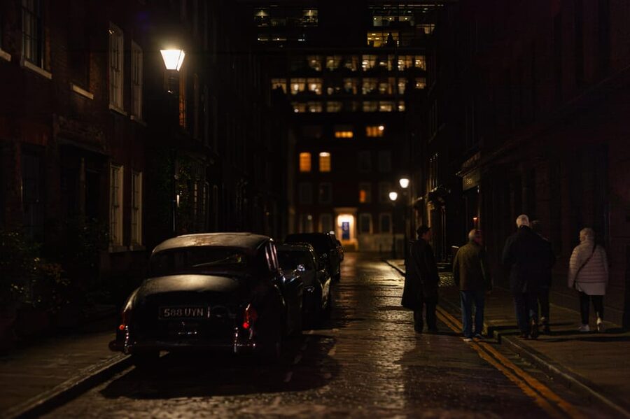 Jack the Ripper Walking Tour: Murder, Mystery, & the Women - What the Streets Add to the Story