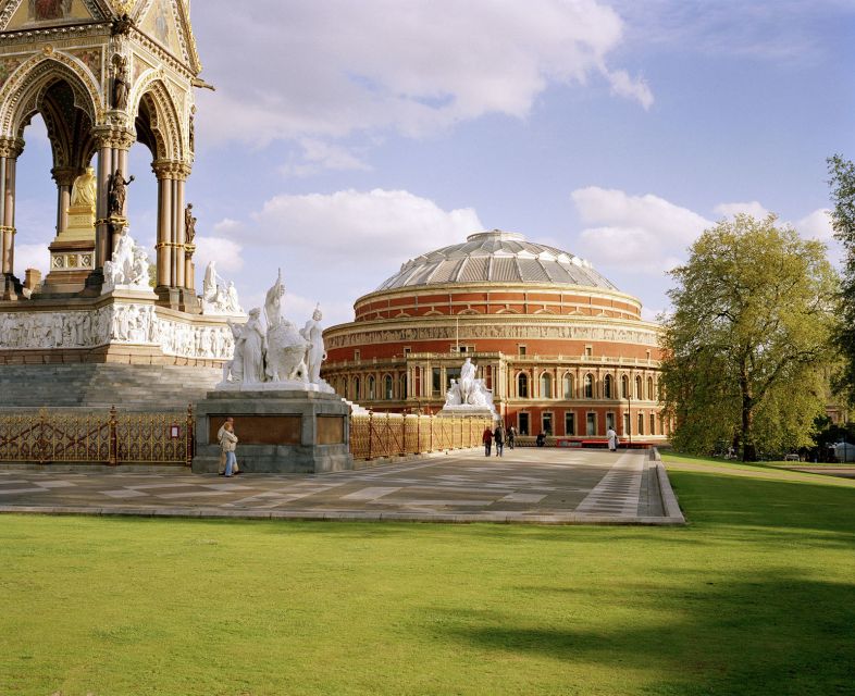 London: 1-Hour Guided Tour of the Royal Albert Hall - Ending with coffee, lunch, or a souvenir