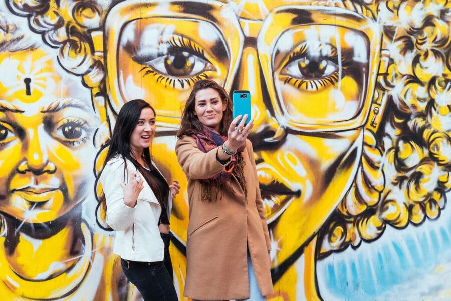 London: 2.5-Hour Off the Beaten Track Private City Tour - Street art and the search for Banksy