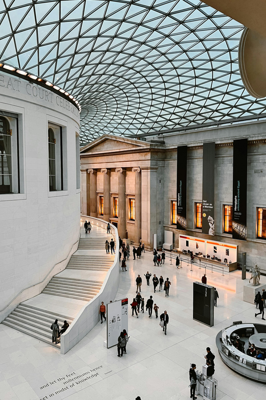London: 2-Hour Guided Tour of the British Museum - Hoa Hakananaia, a Moai far from Easter Island
