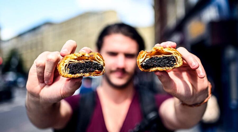London: 3.5-Hour Shoreditch Street Food Tour - The salt-beef bagel and East End food traditions