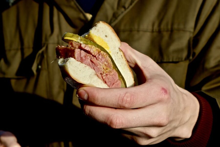 London: 3.5-Hour Shoreditch Street Food Tour - What the small group changes