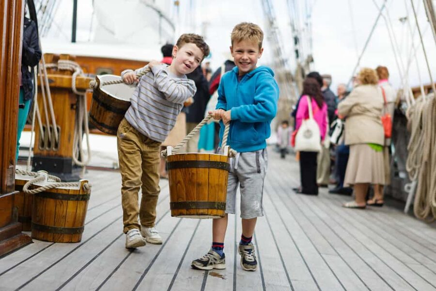 London: 3 Days of Must-See Attractions including London Eye - Palaces, Windsor and Arsenal Stadium