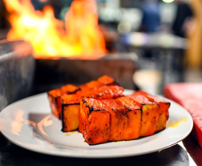 London: 3-Hour Secret Indian Food Tour - The guide makes the meal more useful