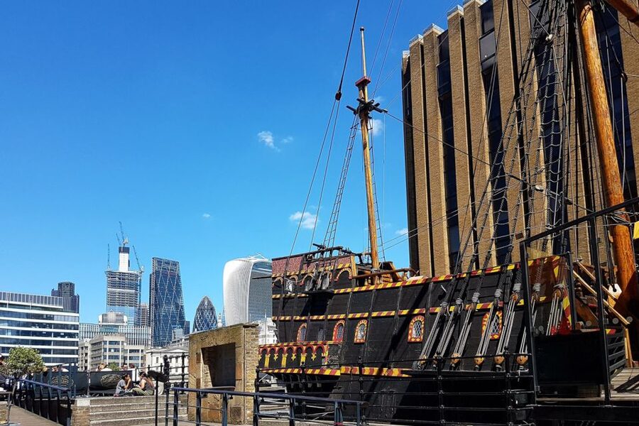 London: 30 London Sights Guided Walking Tour - Borough Market and the London Bridge area
