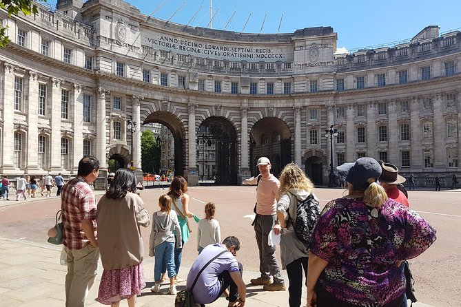 London 30 Top Sights with Fun Local Guide - Parliament Square and the view of Big Ben