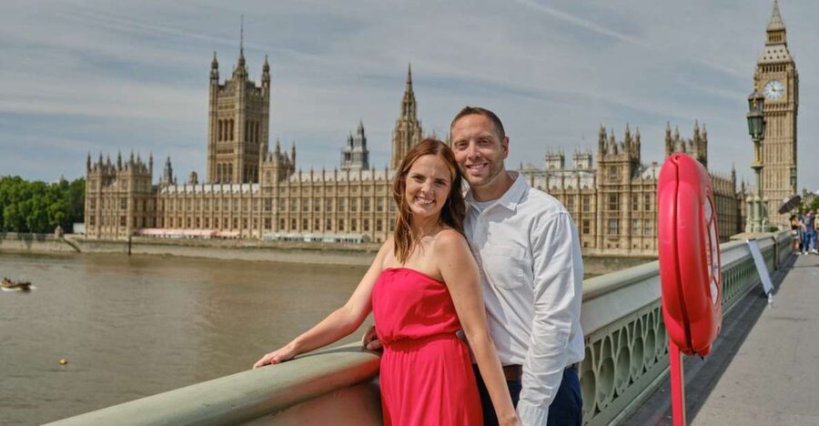 London: 30min PRIVATE Professional Westminster Photo Shoot - The first frames around Big Ben