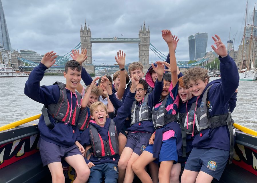 London: 40-Minute Thames Beast Jetboat Tour - From Tower Millennium Pier to full throttle
