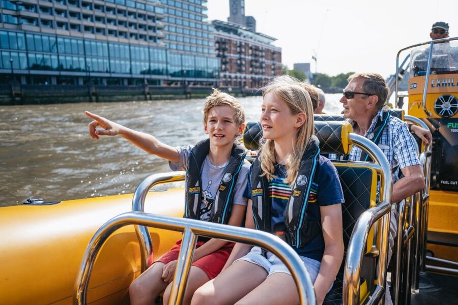 London: 45-Minute Speedboat Sightseeing Tour - Should you book the Thames speedboat tour?