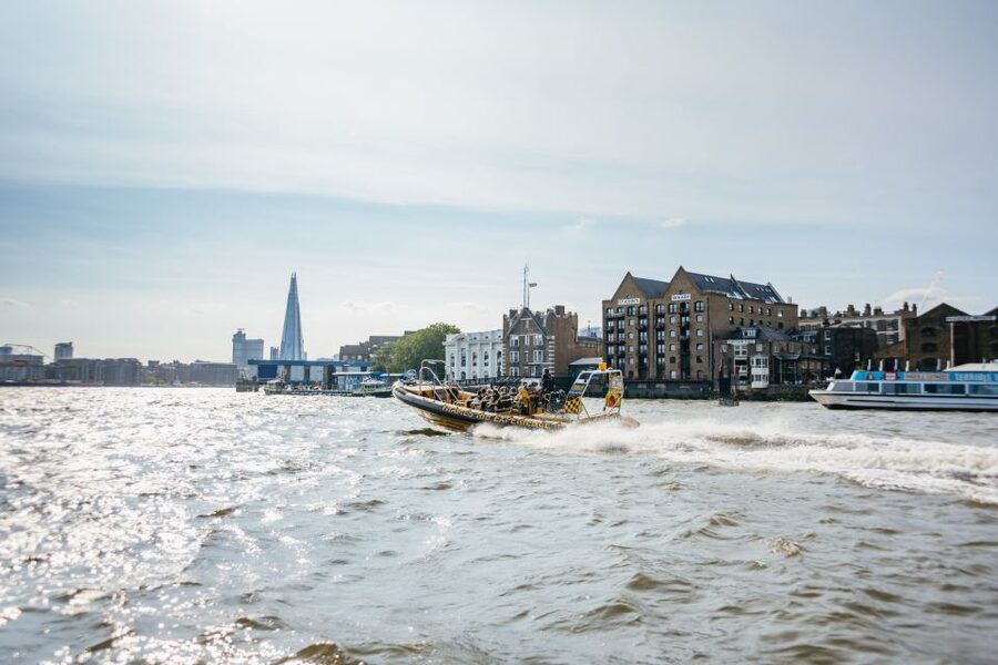 London: 45-Minute Speedboat Sightseeing Tour - Westminster or Embankment Pier: picking your starting point