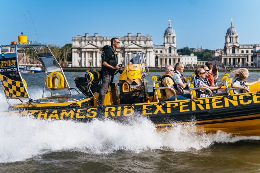 London: 45-Minute Speedboat Sightseeing Tour - St. Paul’s, Shakespeare’s Globe, and The Shard