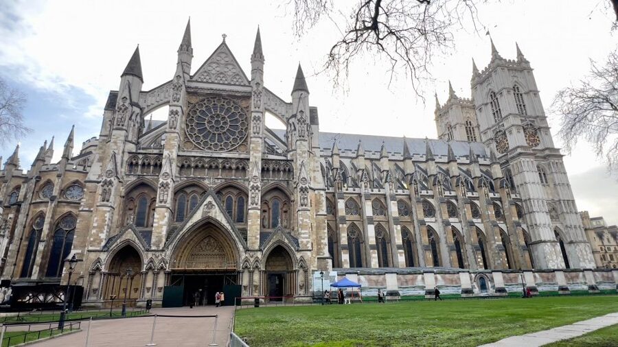 London: 5-Hour Private Tour with Pickup - Westminster Bridge, Big Ben, and the London Eye