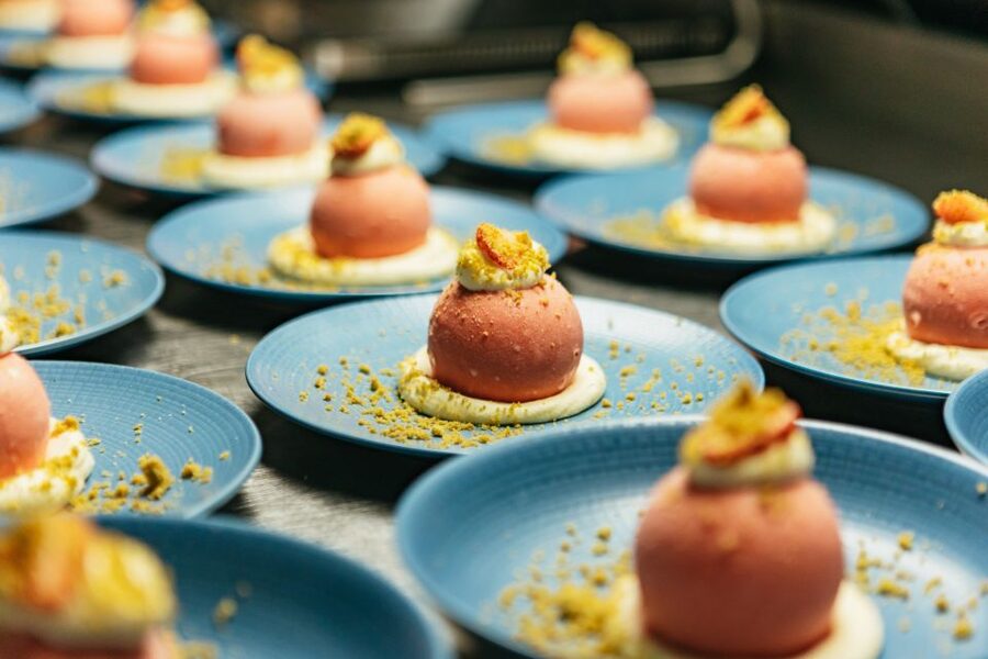 London: 6-Course Gourmet Dinner on a Luxury Coach - What the London route brings to your table