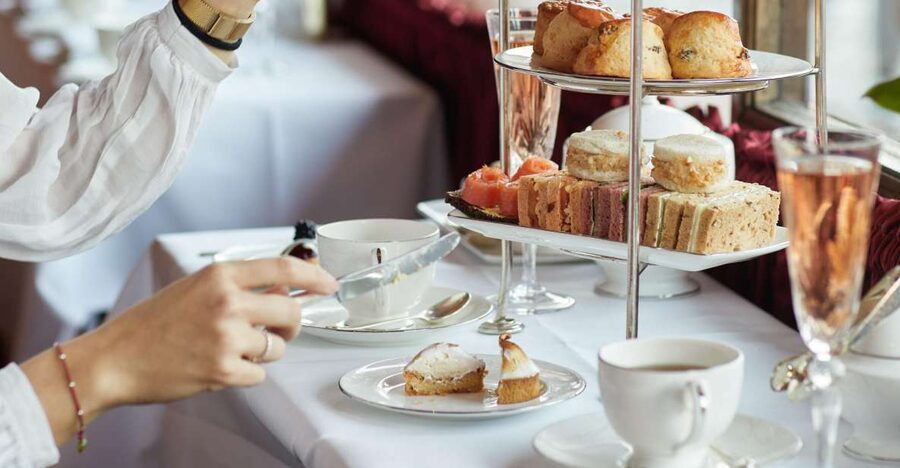 London: Afternoon Tea at The Rubens at the Palace - What happens when you arrive at the Palace Lounge