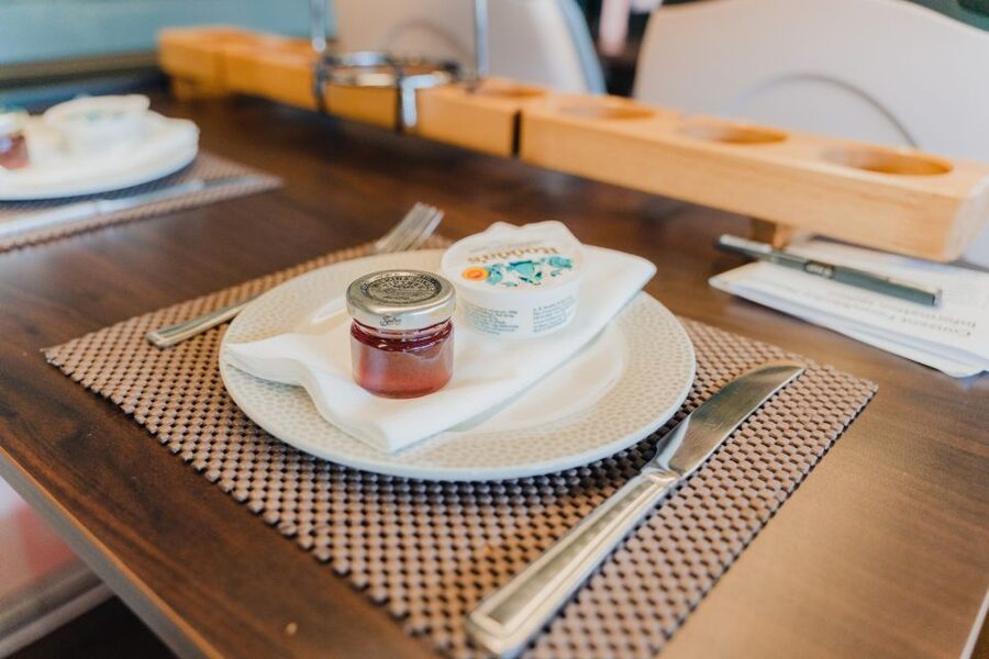 London: Afternoon Tea Bus with a Glass of Prosecco - Starting at Golden Tours Stop 1