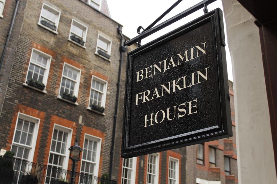 London: Architecture Tour of Benjamin Franklin House - Stairs, access, and what to plan for