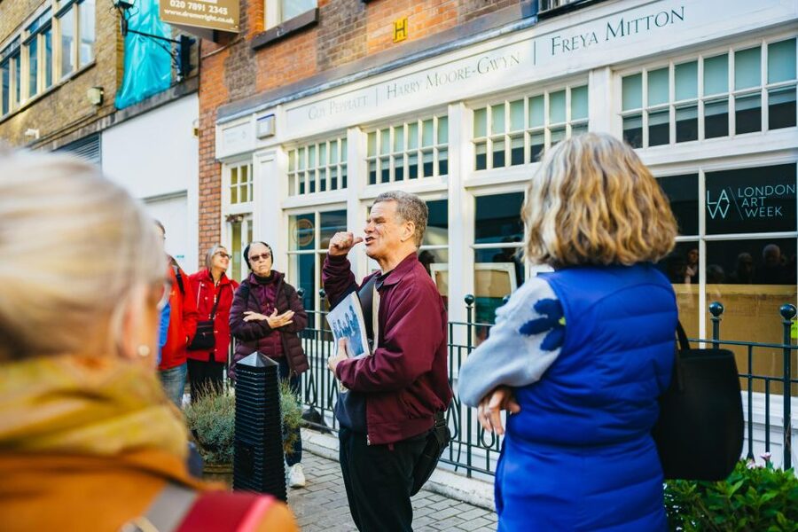 London: Beatles and Abbey Road Tour with Richard Porter - Taking the Tube to Abbey Road