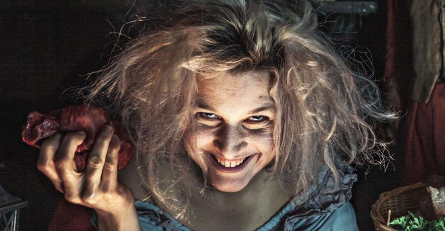 London Bridge Experience and Tombs Entrance Ticket - Actors, comedy, and audience participation