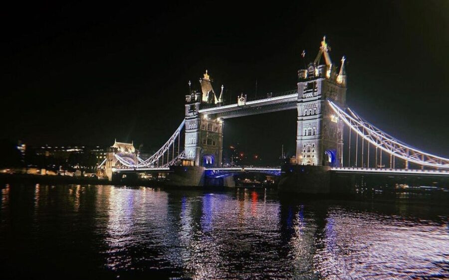 London Bridges Night Time Light Private Tour - Westminster Bridge and the London Eye