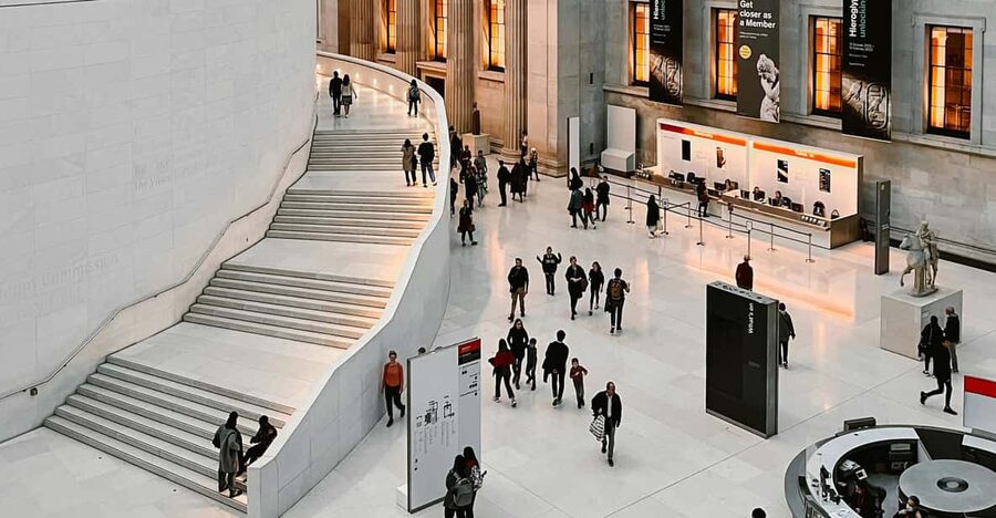 London: British Museum Guided Tour Private Group - Guide Quality and Group Size