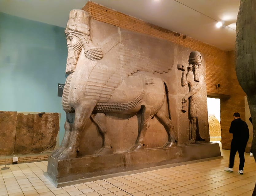 London: British Museum Guided Tour with Free Entrance Ticket - Assyrian lions and the force of monumental art