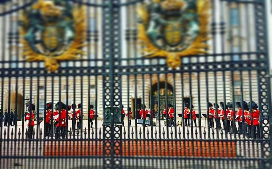 London: British Royalty Walking Tour - Is $236 good value for up to six people?