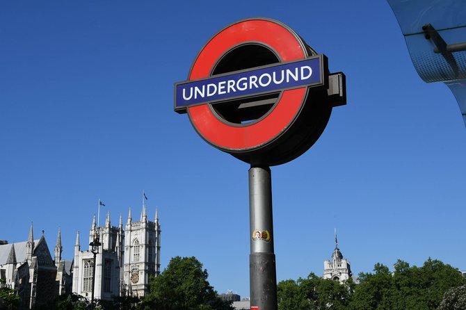London: Buckingham Palace & Big Ben (& Westminster Abbey entry) - Price, pace, and what you receive