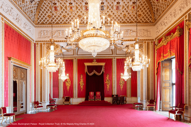London: Buckingham Palace State Rooms & Royal Walking Tour - What the guides add
