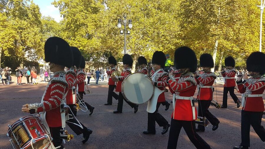London: Buckingham Palace, Westminster Abbey & Big Ben Tour - Why this route works for a first London day