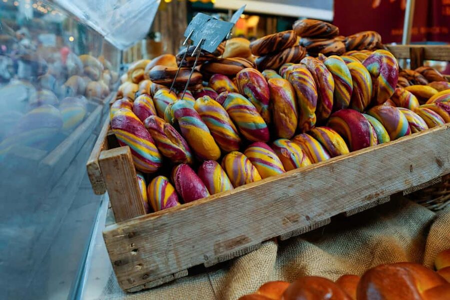 London: Camden Market Guided Walking Food Tour - Chinese and Mediterranean flavors with Italian wine