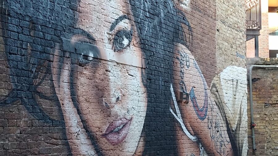 London: Camden Town Amy Winehouse Tour - Hawley Arms and Amy’s informal Camden life