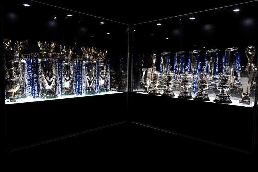London: Chelsea FC Museum and Stamford Bridge Classic Tour - Timing, meeting point, and practical planning