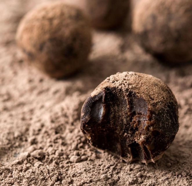 London: Chocolate Truffle-Making Workshop - A good choice for couples, friends, and families