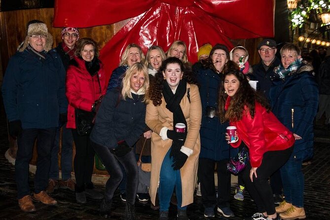 London: Christmas Lights Guided Walking Tour - Why this Christmas walk works well in London