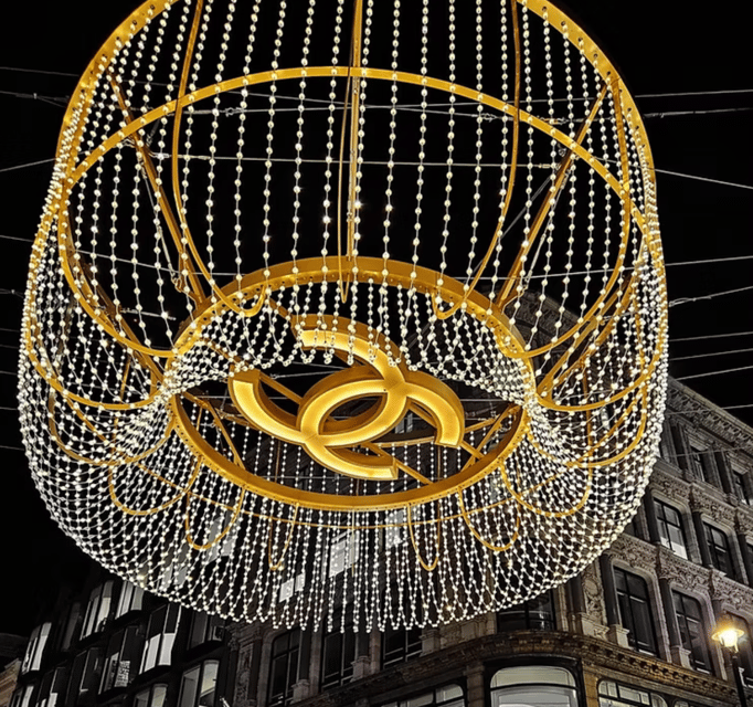 London: Christmas Lights Walking Tour - Covent Garden and Soho bring a different mood