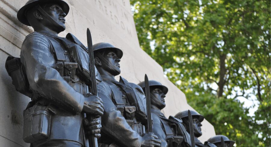 London: Churchill and World War 2 Walking Tour in London - Starting at Embankment Station