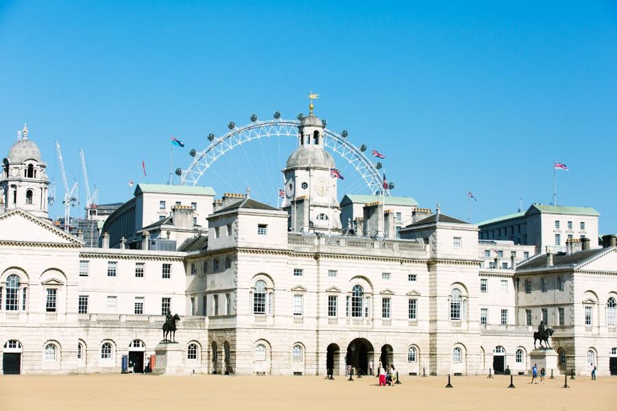 London: City Highlights Guided Bike Tour - Why a bike is a smart way to see central London