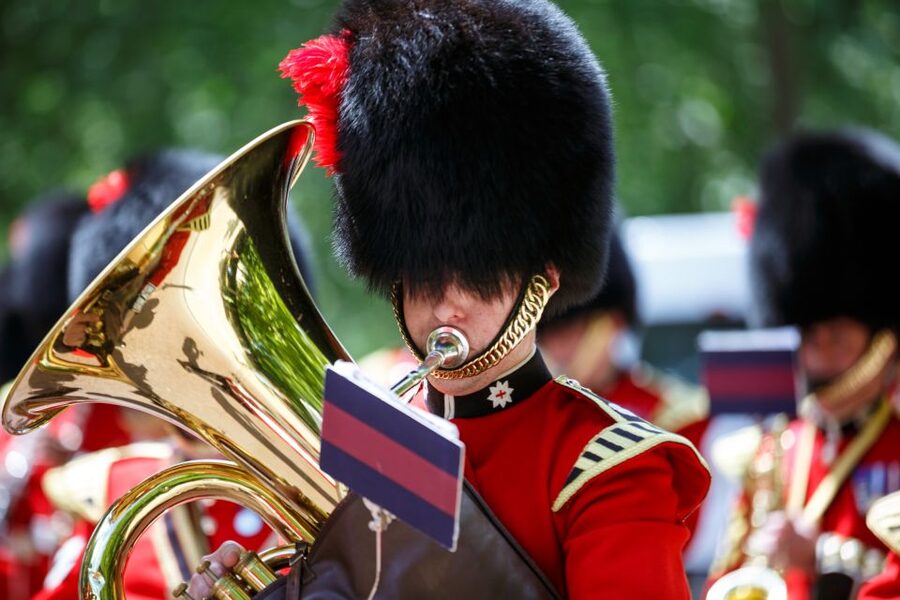 London: Classic Gold 3.5-Hour Bike Tour - Westminster Abbey and the royal parks