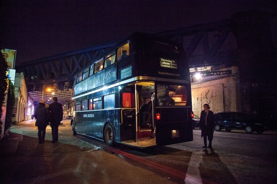 London: Comedy Horror Ghost Tour on a Bus - Westminster Abbey and the royal side of Londons darker past